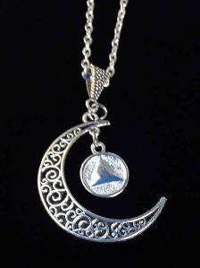 CrecentMoonNecklace